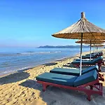 & Sea Living Plazhi San Pietro