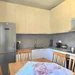 Apartman & Sea Living