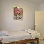 Apartman & Sea Living