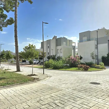 & Sea Living Lejlighed Plazhi San Pietro