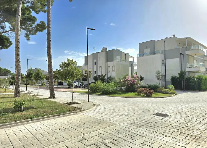 & Sea Living Lejlighed Plazhi San Pietro